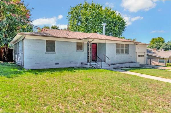 Fort Worth, TX 76119,2216 Ridgeview Street