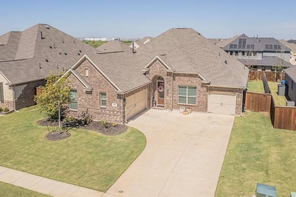 1194 Rosecrush Drive, Haslet, TX 76052