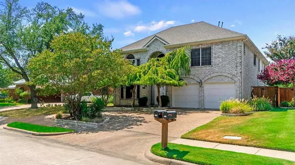 Irving, TX 75063,841 Canyon Crest Drive