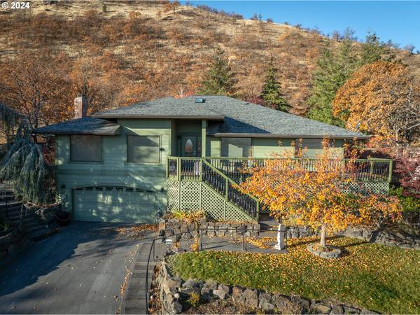 1329 STERLING DR, The Dalles, OR 97058