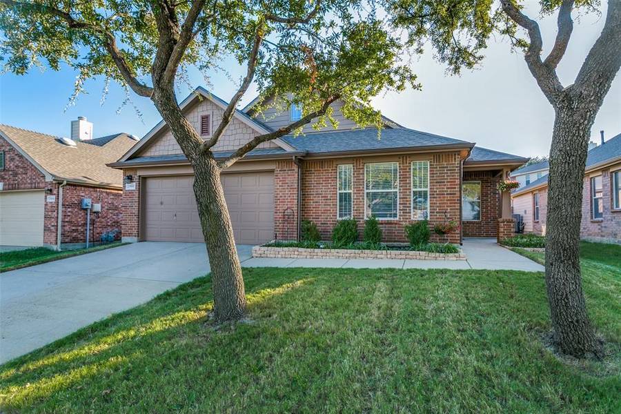 2900 Milby Oaks Drive, Fort Worth, TX 76244