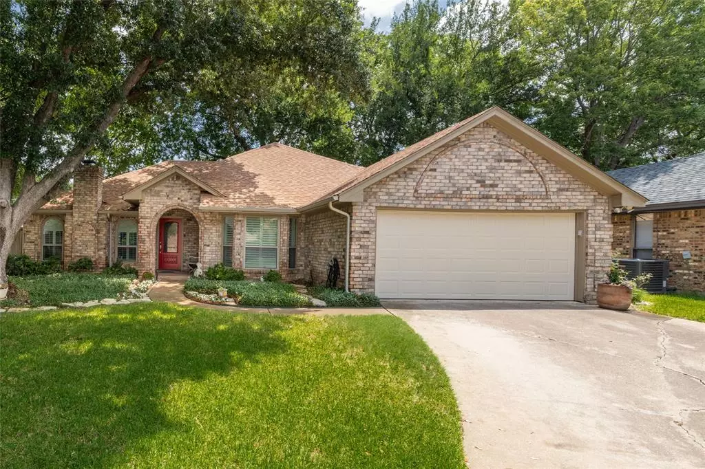 Arlington, TX 76017,5205 Andalusia Court