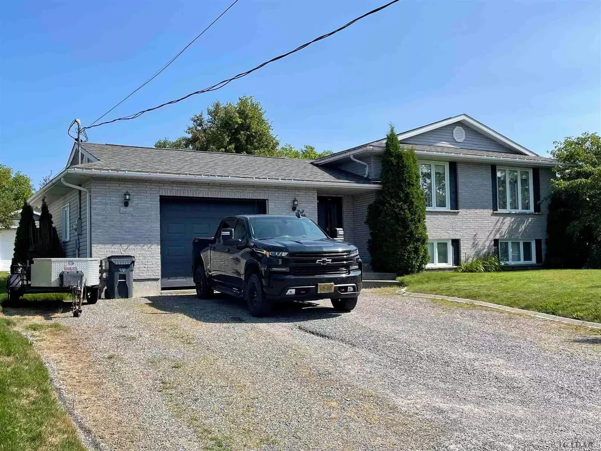 Temiskaming Shores, ON P0J 1P0,253 Crystal CRES