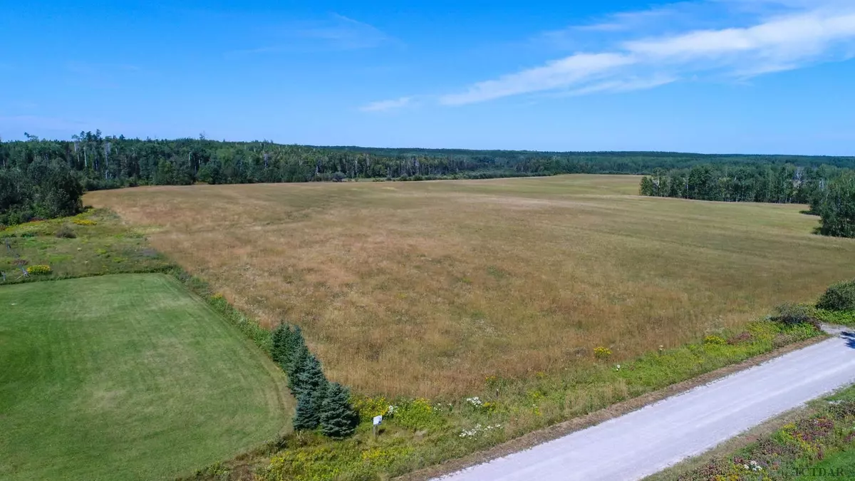 Timiskaming Remote Area, ON P0J 1E0,LT7 Cn1 Beauchamp/Henwood Boundar RD