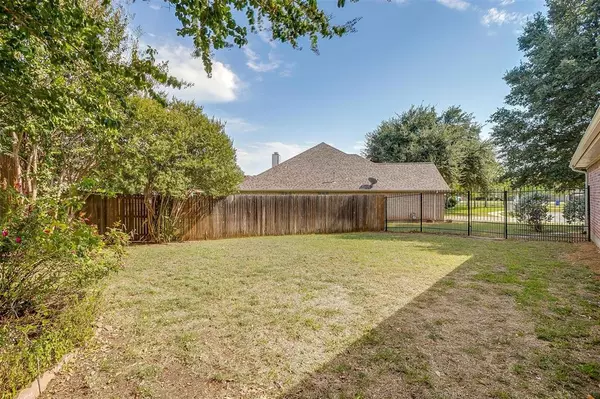 Burleson, TX 76028,490 Wood Duck Court