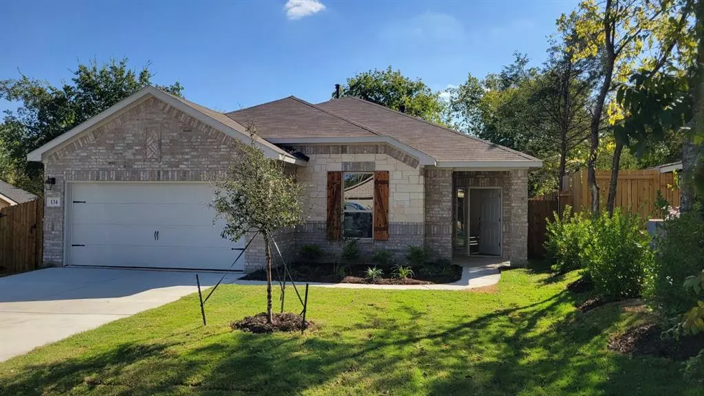 Roanoke, TX 76262,134 Ivy Lane