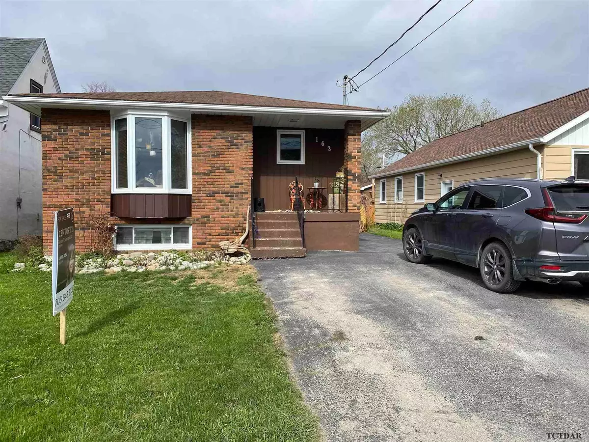 Temiskaming Shores, ON P0J 1P0,162 Rebecca ST