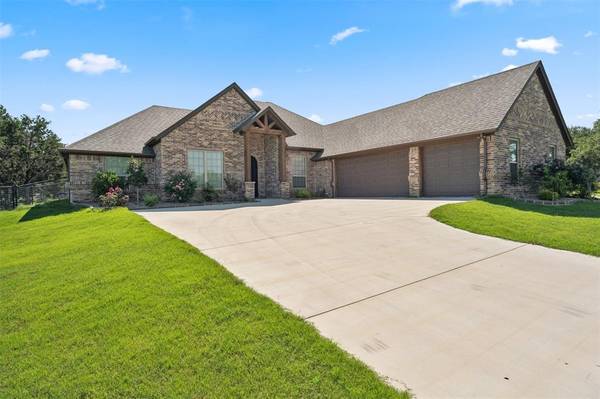 3704 Verde Hills Trail, Granbury, TX 76049