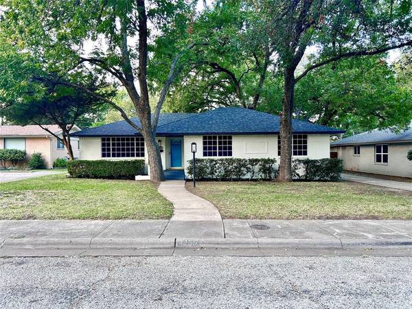 2759 Larkspur Lane, Dallas, TX 75233