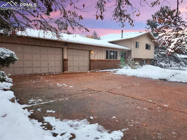 Colorado Springs, CO 80919,7305 Delmonico DR