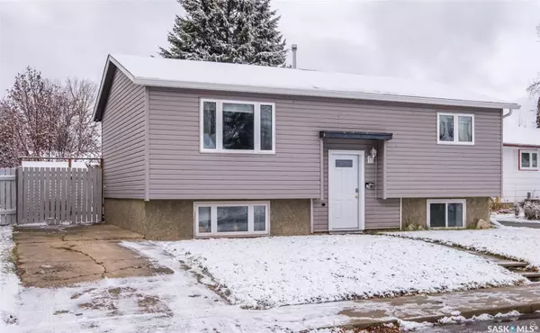 56 Kemp CRESCENT, Prince Albert, SK S6V 6H1