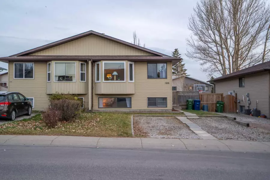 1216 Allen ST Southeast, Airdrie, AB T4B 1B5