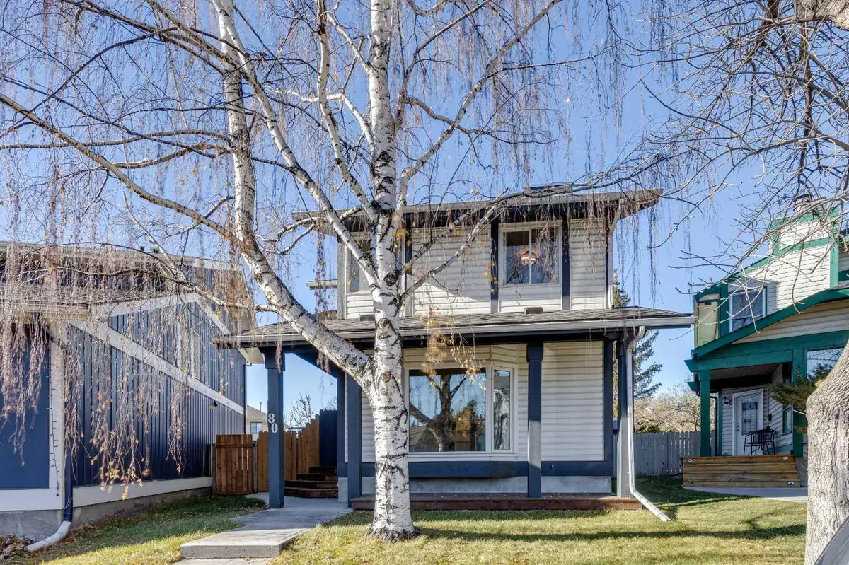 Calgary, AB T2W 4N1,80 Woodglen Close SW