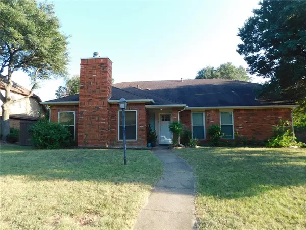 917 Worthington Drive, Desoto, TX 75115