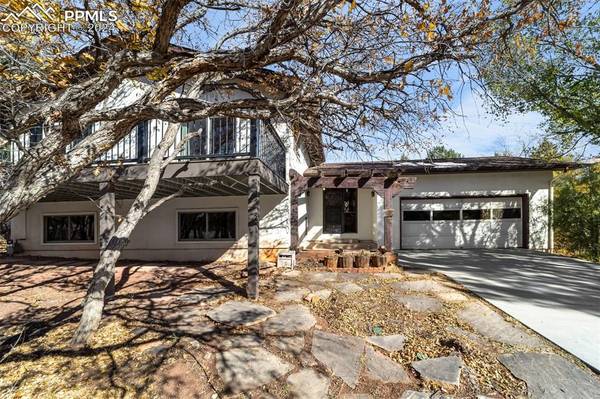 7 Escondido Valle, Manitou Springs, CO 80829