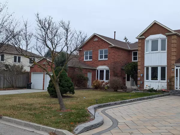 Toronto E05, ON M1V 2Y8,75 Holmbush CRES