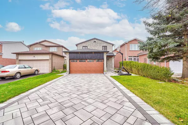 7 Constellation CRES, Richmond Hill, ON L4C 8J8