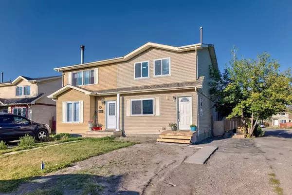 Calgary, AB T3J 2B4,16 Falshire WAY NE