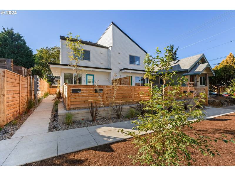 7183 N Greenwich AVE, Portland, OR 97217