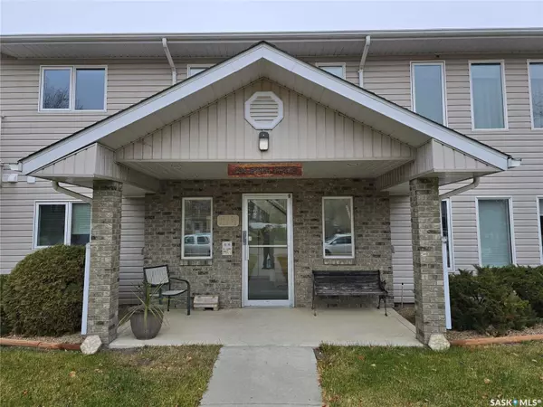 Watrous, SK S0K 4T0,304 3rd AVENUE E #202