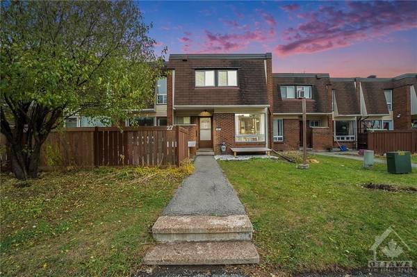 2939 FAIRLEA CRES #27, Hunt Club - South Keys And Area, ON K1V 9A5