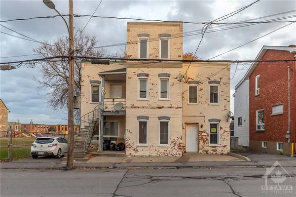 297-301 WILLIAM ST, Hawkesbury, ON K6A 1X2