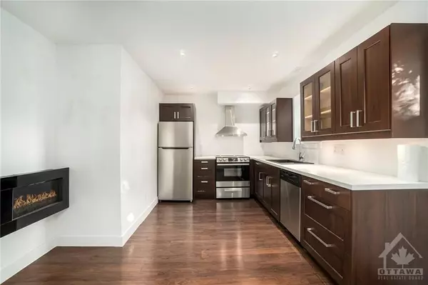 Vanier And Kingsview Park, ON K1L 5K4,336 JOFFRE-BELANGER WAY #D