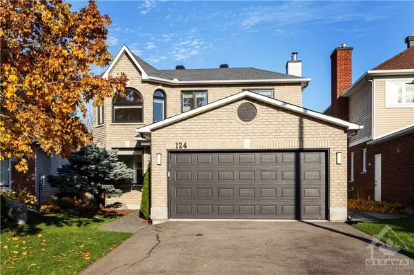 124 SAI CRES, Hunt Club - South Keys And Area, ON K1G 5P1