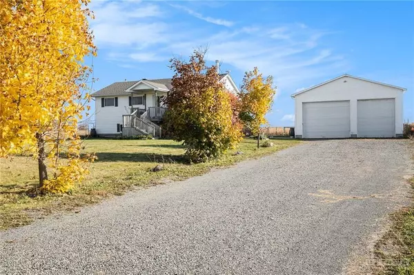 North Dundas, ON K0A 2W0,6692 BELMEADE RD