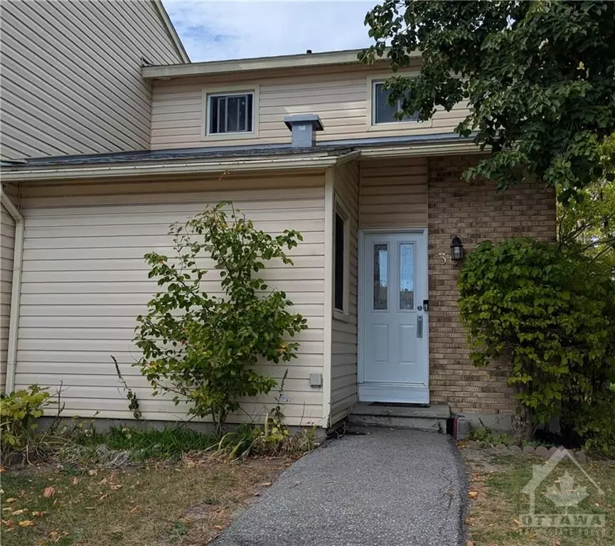 Barrhaven, ON K2J 1M9,30 THISTLEDOWN CT