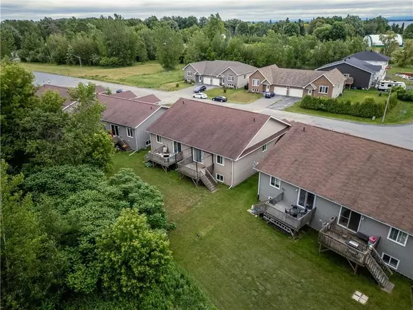 South Glengarry, ON K0C 2C0,20323 ANDREA AVE