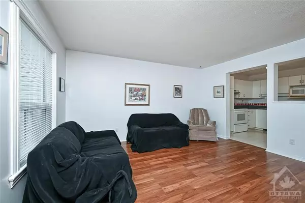 Barrhaven, ON K2G 5Y7,89 MARKLAND CRES