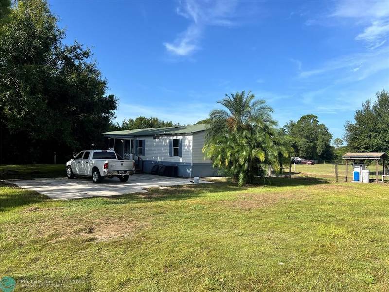 550 N Hacienda St, Clewiston, FL 33440