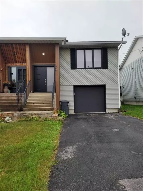 Hawkesbury, ON K6A 3L8,509 TUPPER ST