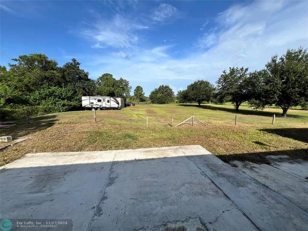 Clewiston, FL 33440,550 N Hacienda St