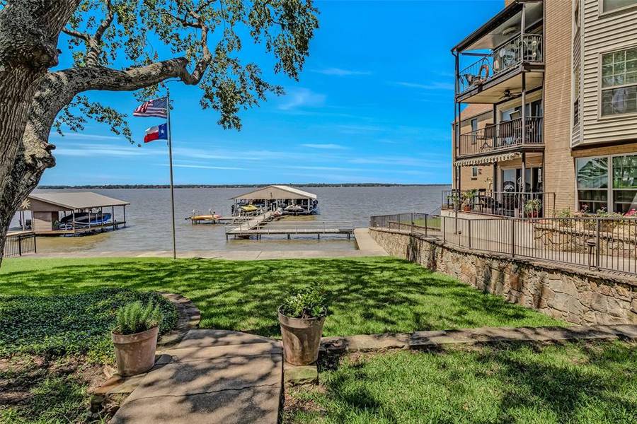 160 Peninsula Point Terrace #A1, Mabank, TX 75156