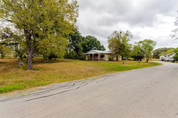 Gun Barrel City, TX 75156,306 Bounding Main Street