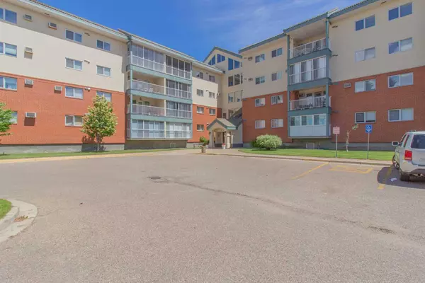 Medicine Hat, AB T1B 4E2,3021 13 AVE SE #114