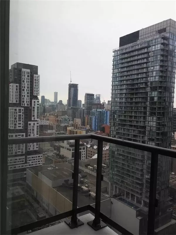 87 Peter ST E #2911, Toronto C01, ON M5V 2G4