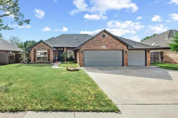 15913 Sheffield Boulevard, Edmond, OK 73013