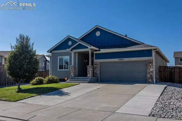 10645 Abrams DR, Colorado Springs, CO 80925