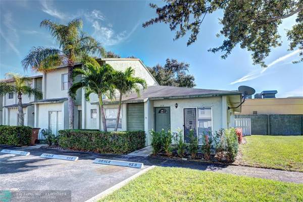 858 Crystal Lake Dr, Deerfield Beach, FL 33064