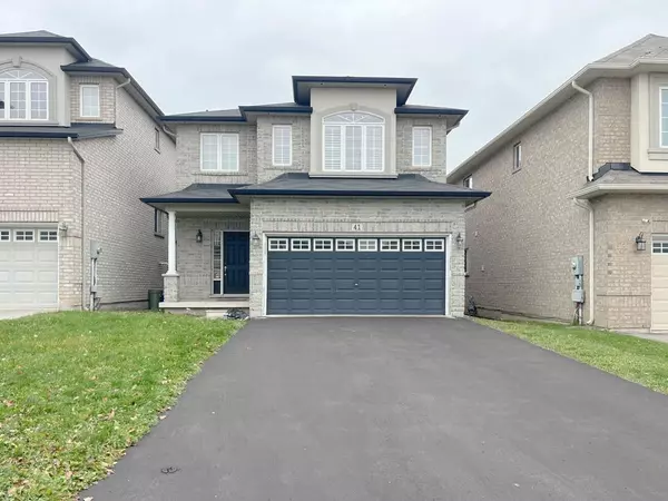 41 House LN, Hamilton, ON L9K 0G6