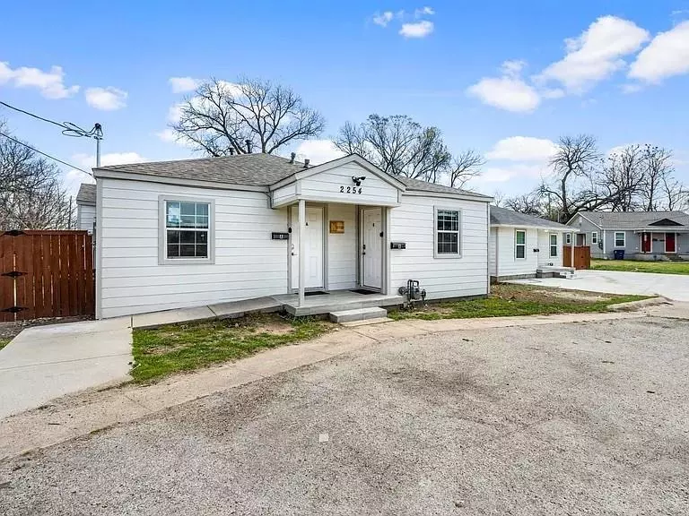 2254 AREBA #B, Dallas, TX 75203