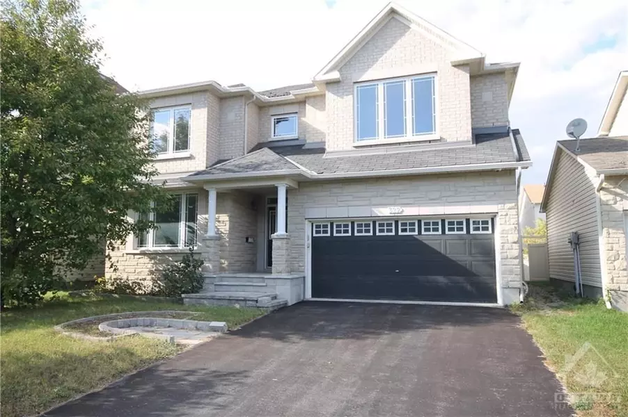 322 FAIRLAKES WAY, Orleans - Cumberland And Area, ON K4A 0K8