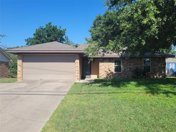 1411 Stuart Road, Denton, TX 76209