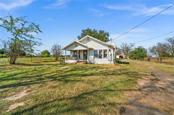 2362 Vz County Road 2414, Canton, TX 75103