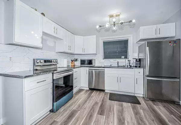 109 Mckerrell WAY Southeast, Calgary, AB T2Z 1R1