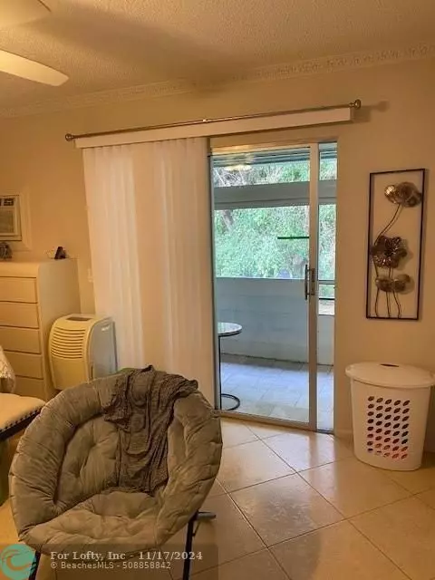 Deerfield Beach, FL 33442,222 Ventnor M  #222