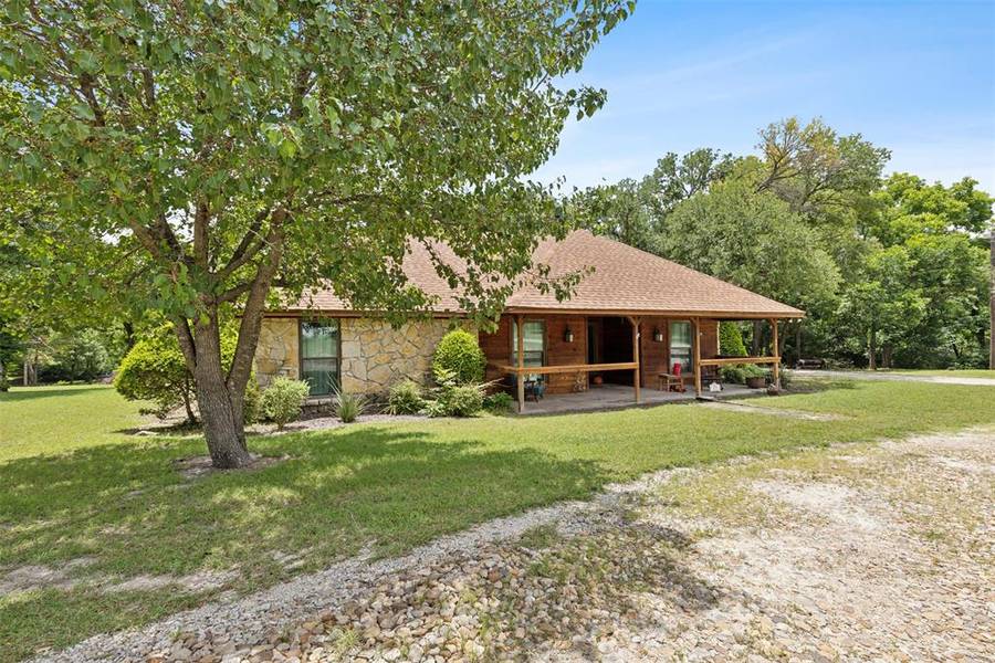 375 Briarwood Lane, Aledo, TX 76008